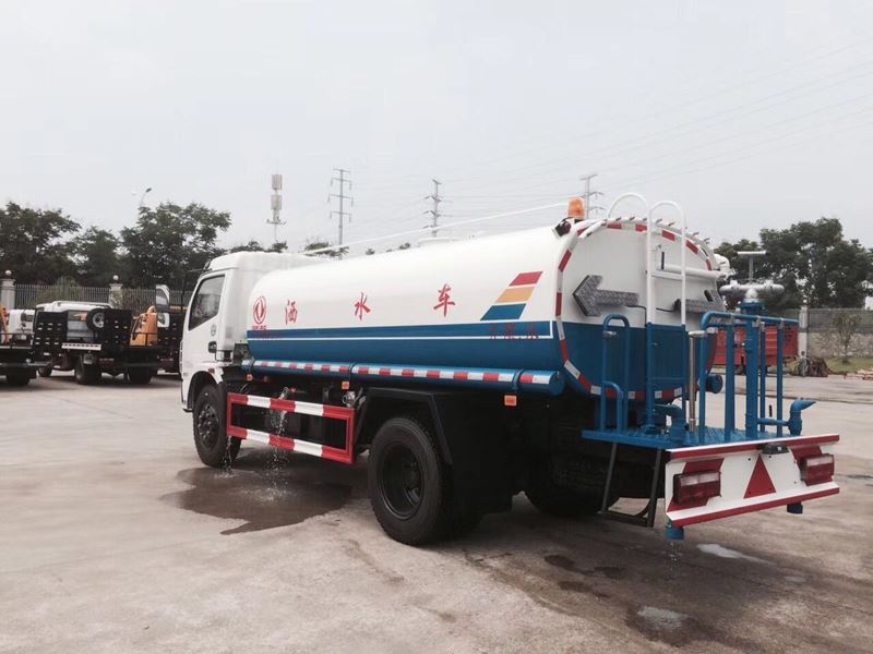 8噸(8方)襄樊東風(fēng)大多利卡綠化灑水車價(jià)格4