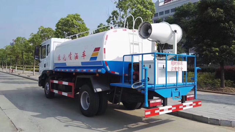 12����12�����|�L(f��ng)������D9�G����ˮ܇�r(ji��)��3