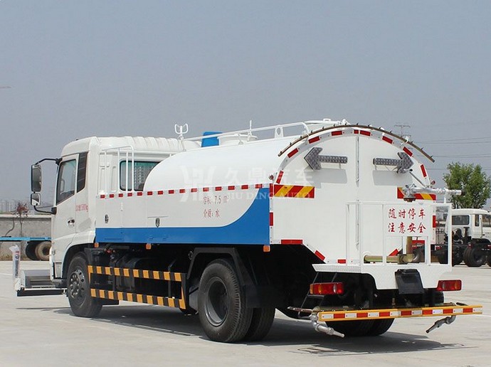 �๦�ܞ�ˮ܇�����|�L(f��ng)���\�߉���ϴ��ˮ܇2