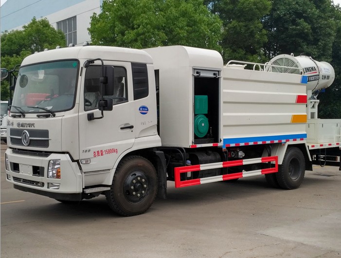 國五10方東風農藥噴灑車3