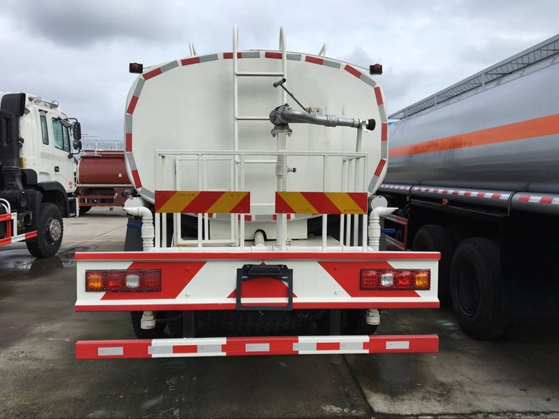 12���������L3000��ˮ܇�DƬ