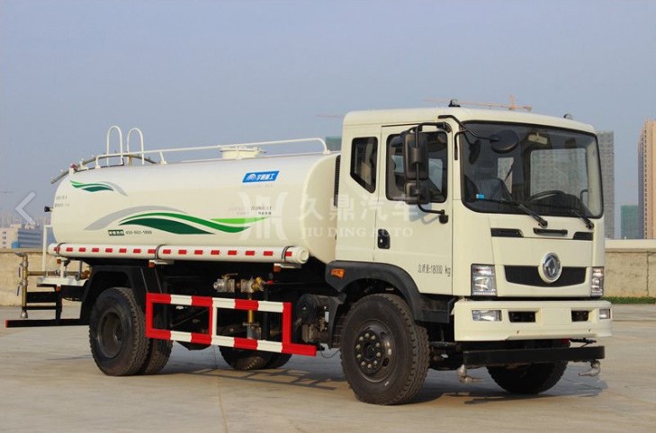 環衛灑水車需要用什么駕駛證_東風御虎12噸環衛灑水車3