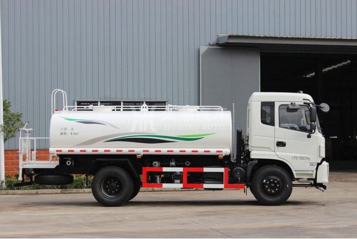環衛灑水車怎么操作_東風專底12噸環衛灑水車2