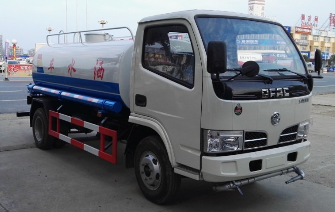 東風(fēng)福瑞卡灑水車圖片 東風(fēng)福瑞卡灑水車圖片