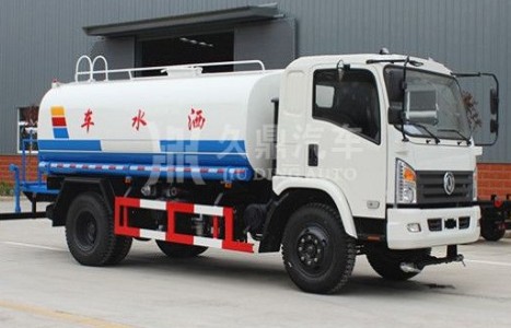東風(fēng)御虎10噸灑水車圖片 東風(fēng)御虎10噸灑水車圖片