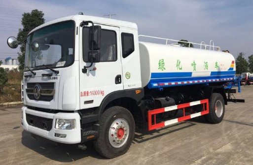 東風(fēng)153灑水車圖片 東風(fēng)153灑水車圖片