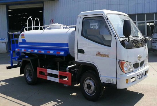 唐駿小寶馬2噸綠化灑水車廠家價(jià)格4