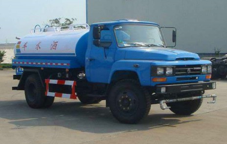 東風(fēng)140尖頭8.5噸灑水車(chē) 東風(fēng)140尖頭8.5噸灑水車(chē)