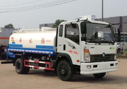 8方灑水車(chē)圖片_重汽王牌9噸綠化灑水車(chē)廠家價(jià)格4