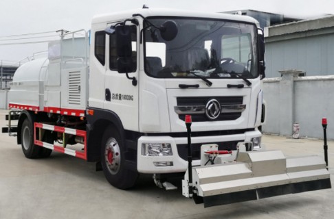 東風(fēng)多利卡D9高壓路面清洗車圖片 東風(fēng)多利卡D9高壓路面清洗車圖片