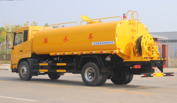 �|�L���\��ˮ܇���߉���ϴ����DƬ