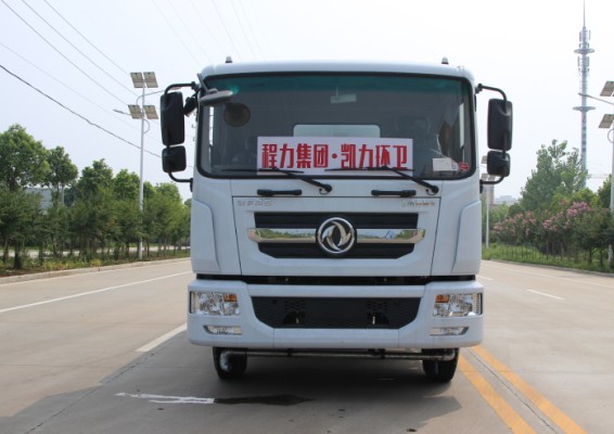 �|�L(f��ng)������D9��ˮ܇���F�ڣ��A�ޣ�����DƬ