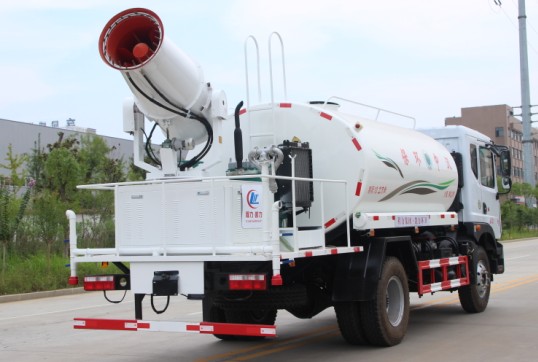 �|�L(f��ng)������D9��ˮ܇���F�ڣ��E�A�ޣ�����DƬ