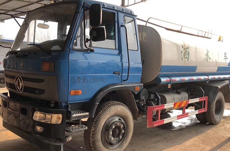 ���֖|�L(f��ng)145��(gu��)�厧���m(x��)12����ˮ܇(ch��)�DƬ