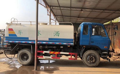 ���֖|�L(f��ng)145��(gu��)�厧���m(x��)12����ˮ܇(ch��)�DƬ