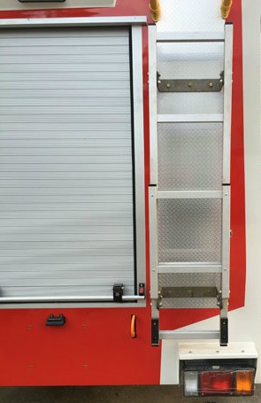 消防車(chē)折疊后爬梯圖片 消防車(chē)折疊后爬梯圖片