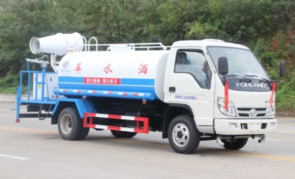 多功能綠化灑水車圖片 多功能綠化灑水車圖片