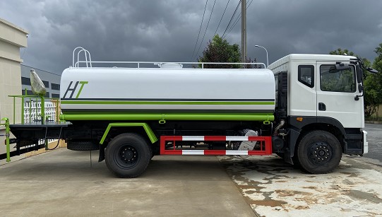 ����15���|�L(f��ng)�A��T5��ˮ܇�DƬ