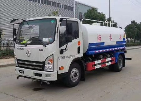 8噸灑水車參數(shù)_國六大運奧普力黃牌8方綠化灑水車廠家價格3