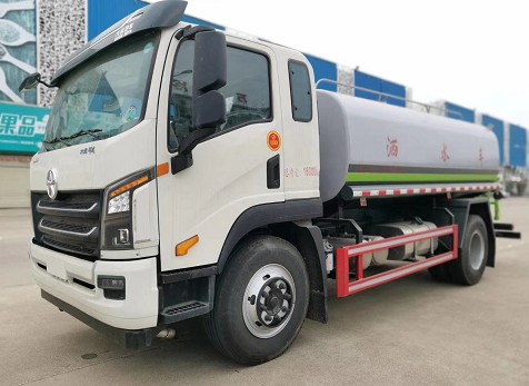 國(guó)六大運(yùn)祥龍13方灑水車圖片 國(guó)六大運(yùn)祥龍13方灑水車圖片