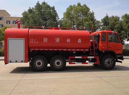東風六驅森林消防灑水車圖片 東風六驅森林消防灑水車圖片