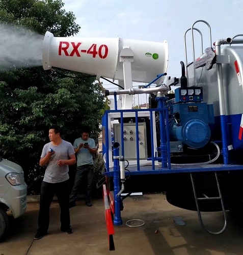 東風(fēng)多利卡D9灑水車(chē)40米霧炮圖片 東風(fēng)多利卡D9灑水車(chē)40米霧炮圖片