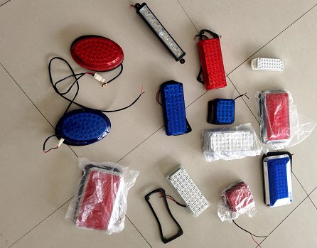 ����܇���W��