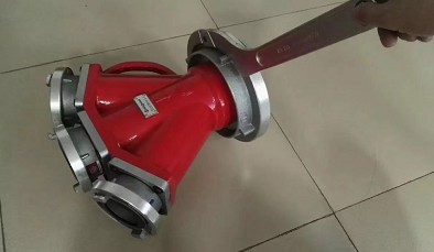 新式多口徑可變消防車吸水管扳手 新式多口徑可變消防車吸水管扳手