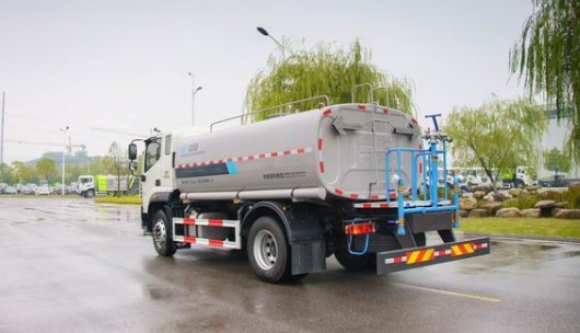 灑水車圖片 灑水車圖片