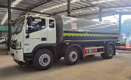 福田時代領航小三軸20方灑水車 福田時代領航小三軸20方灑水車