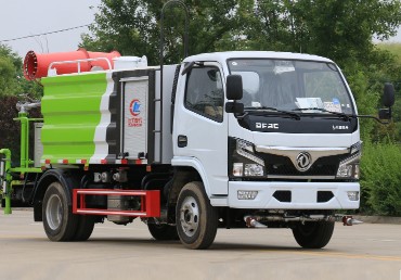 專業(yè)灑水車圖片 專業(yè)灑水車圖片