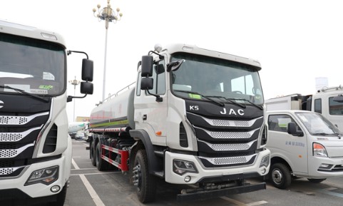 ���������񠖰l(f��)K5X���p��15����ˮ܇�DƬ