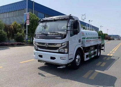電動霧炮灑水車_東風多利卡5噸純電動灑水車2