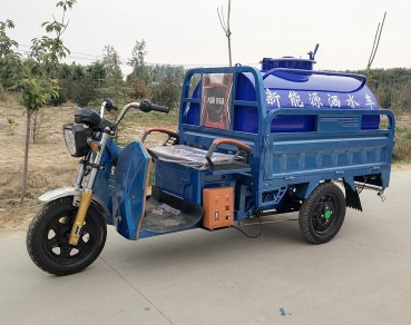 小型電動三輪灑水車_電動三輪霧炮灑水車_農(nóng)用三輪灑水車4