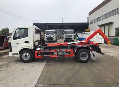 國六飛蝶奧馳藍牌勾臂垃圾車圖片 國六飛蝶奧馳藍牌勾臂垃圾車圖片