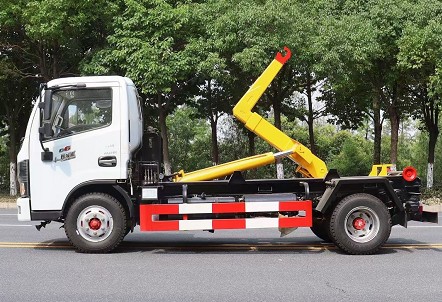 國六東風(fēng)多利卡藍(lán)牌勾臂垃圾車圖片 國六東風(fēng)多利卡藍(lán)牌勾臂垃圾車圖片