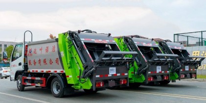 �P�R�{(l��n)�Ɖ��s����܇