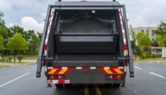 尾部擺臂裝置 尾部擺臂裝置