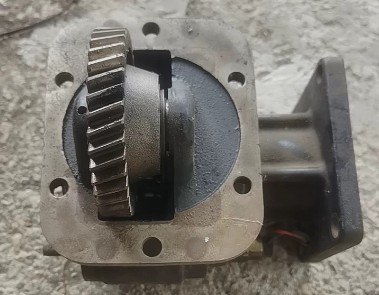 SDQ51/63LGS-YH型取力器 SDQ51/63LGS-YH型取力器