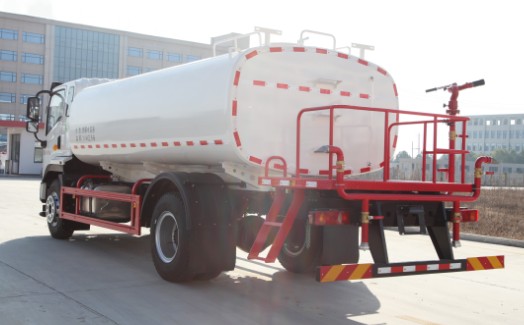 大運致勝14方灑水車 大運致勝14方灑水車