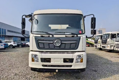 二手東風(fēng)天錦15方灑水車_二手東風(fēng)天錦六缸機灑水車 二手東風(fēng)天錦15方灑水車_二手東風(fēng)天錦六缸機灑水車